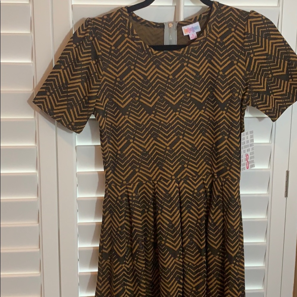 Lularoe Amelia Dress s